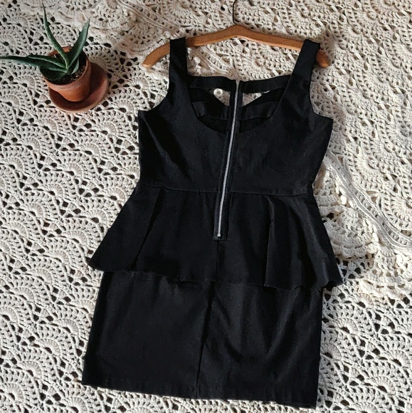 Paper Doll - Black Peplum Midi Dress - Size 13 - Picture 2 of 6